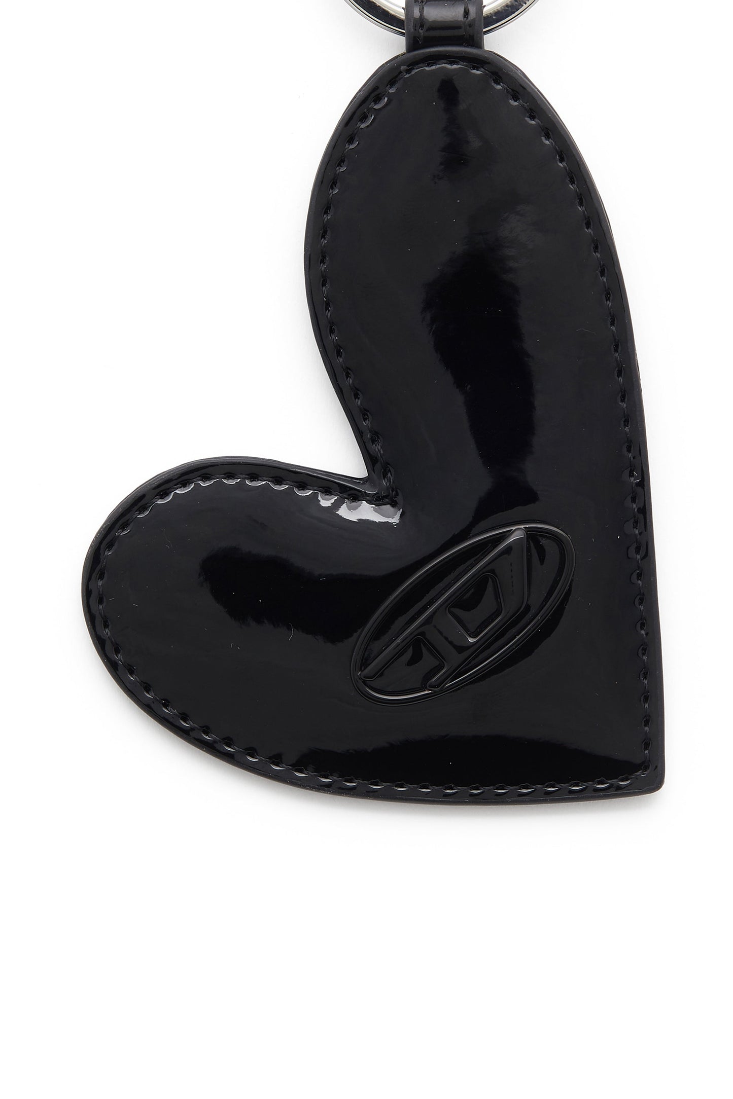 Hear-shape charm with glossy finish