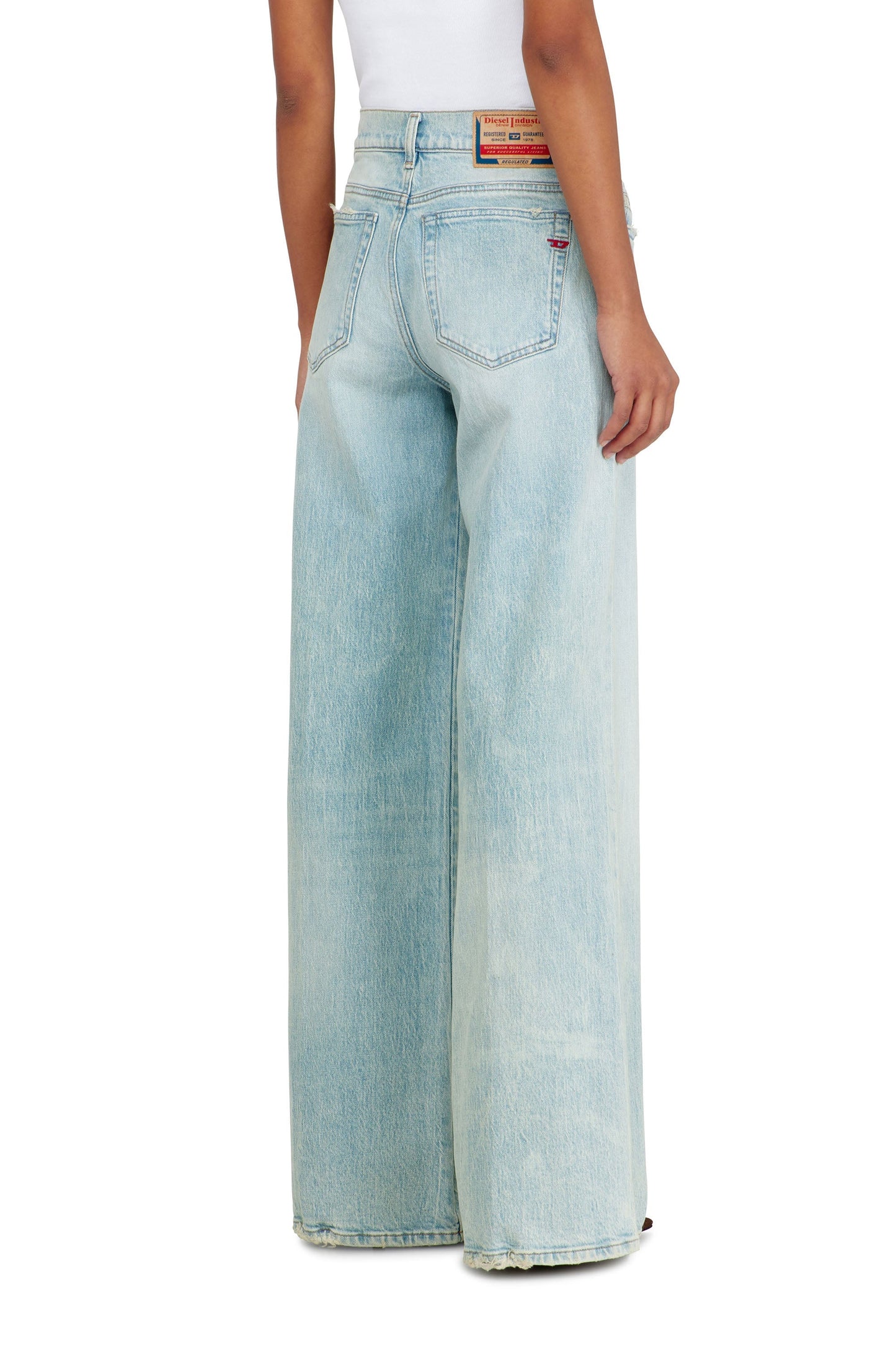 Flare Jeans Regular Waist 1978 D-Akemi