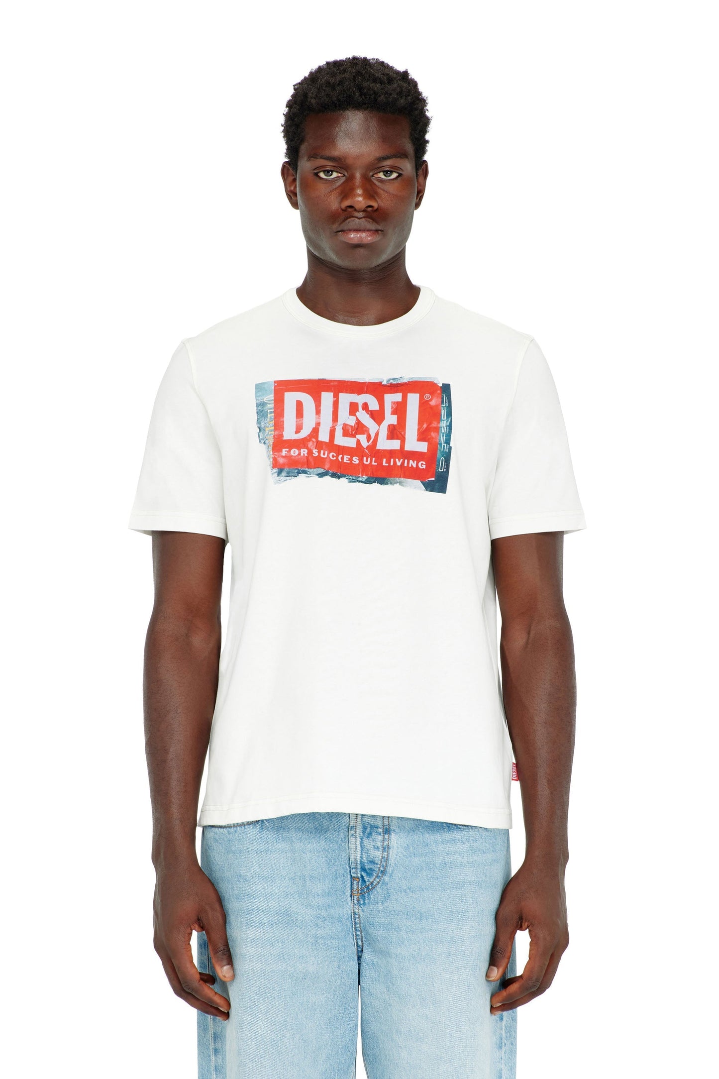 T-shirt with crumpled-effect logo