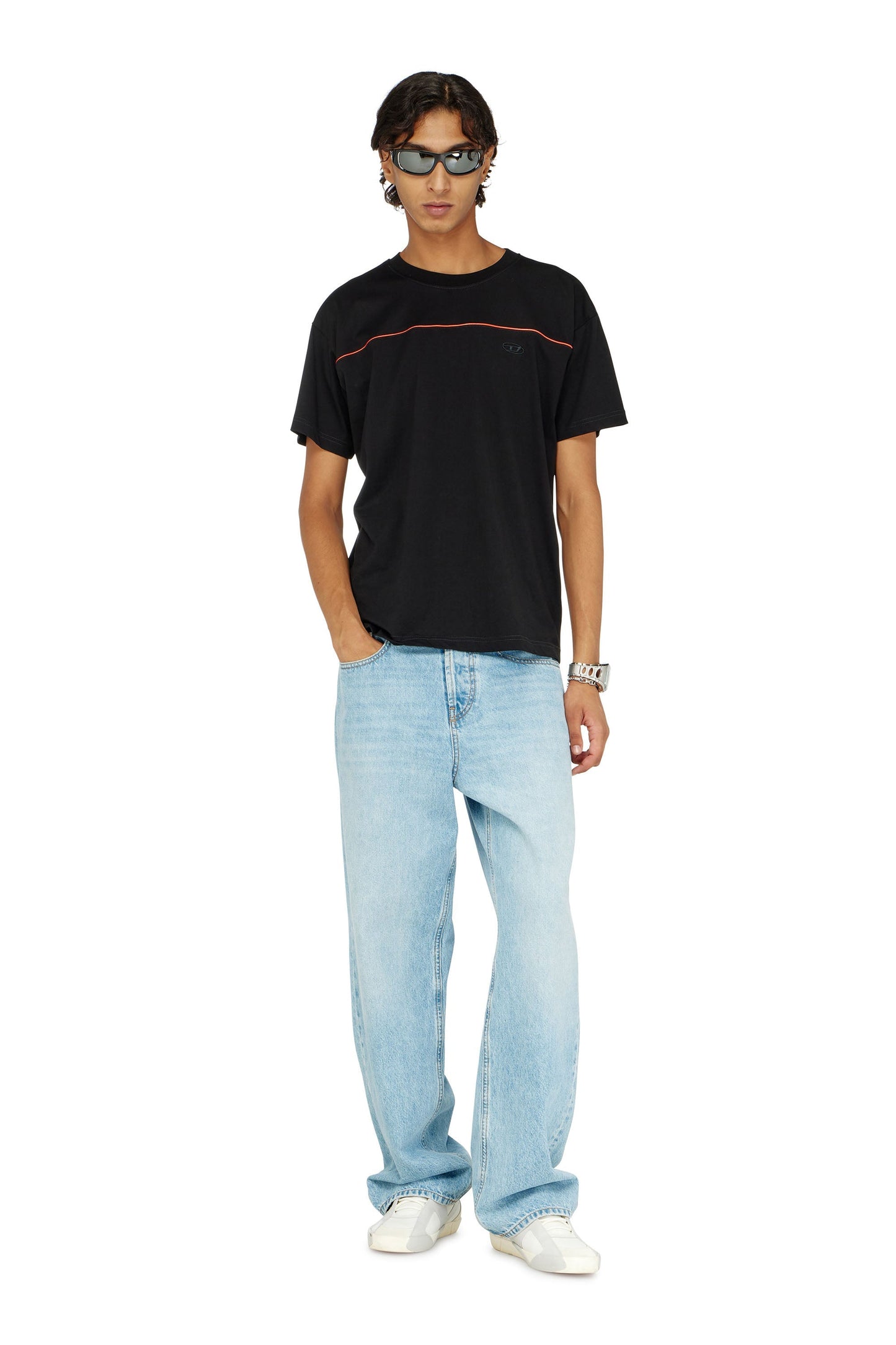 T-shirt with contrast piping