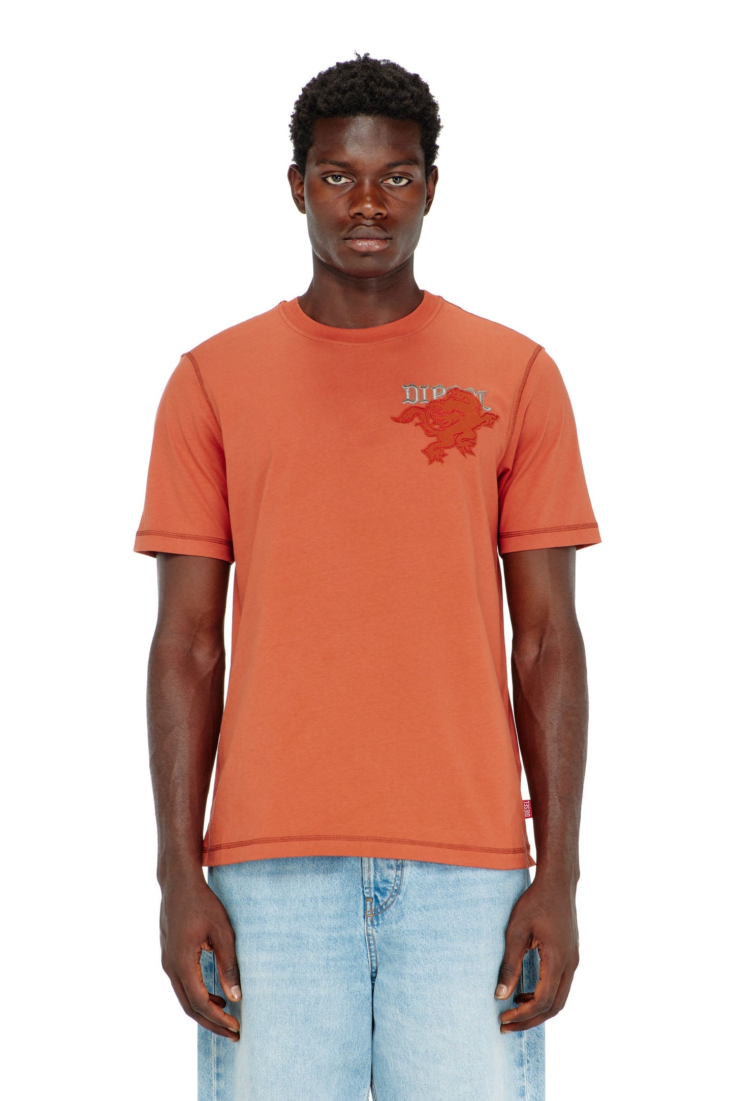 Regular T-shirt with embroidered patch