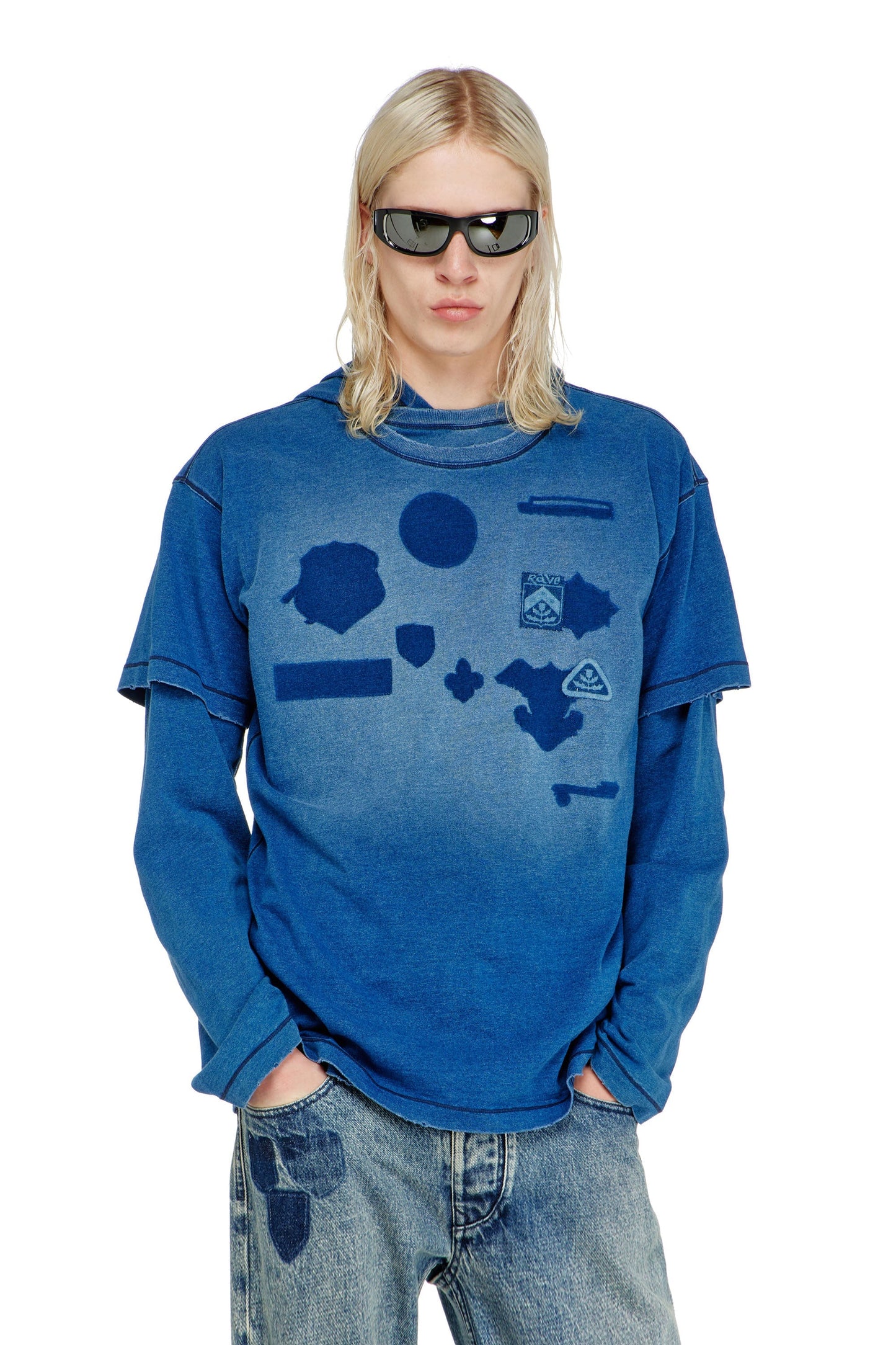 T-shirt with shadow-effect patches