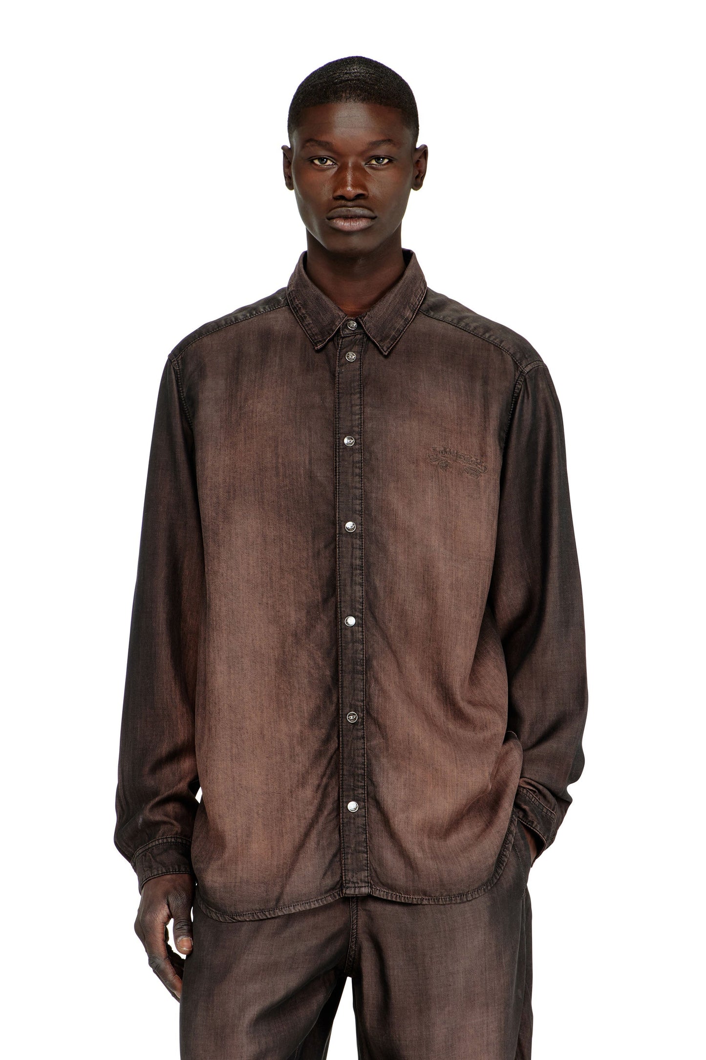 Shirt in fluid coated denim