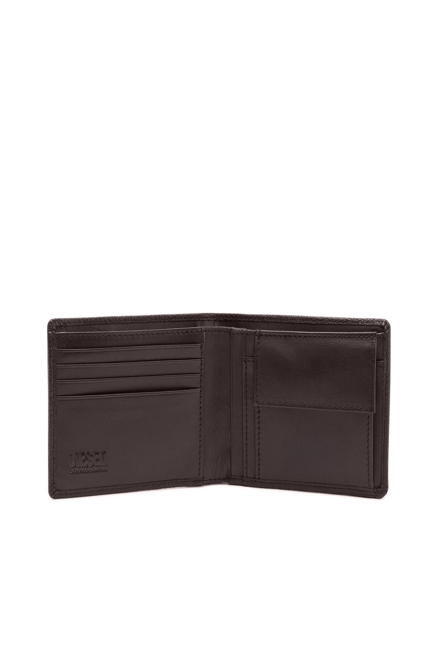 Bi-fold wallet in grainy leather