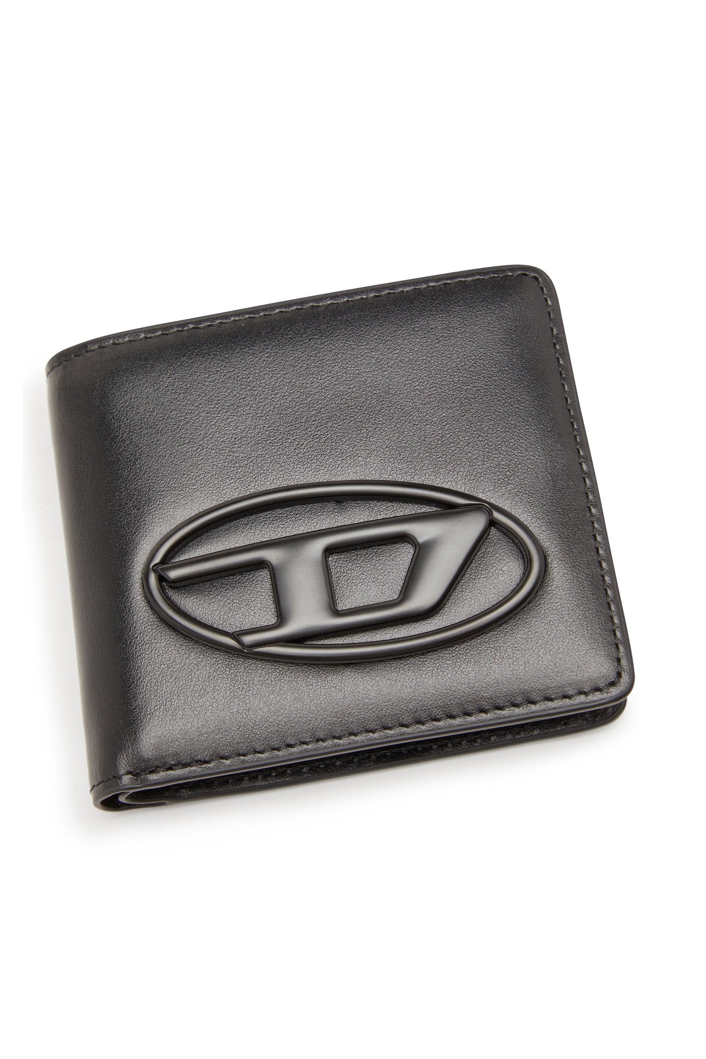 Bi-fold wallet in leather